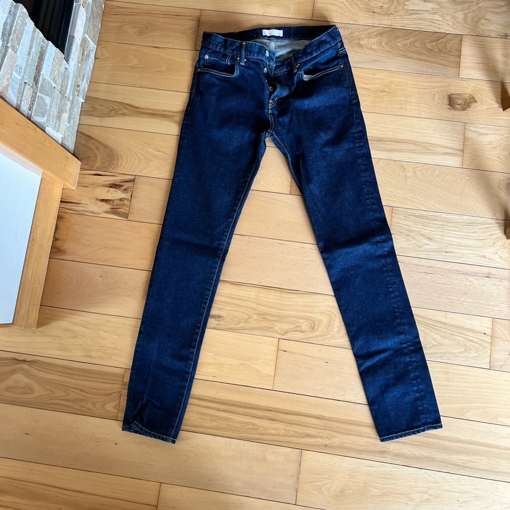 Moussy vintage dark wash/skinny blue jeans.